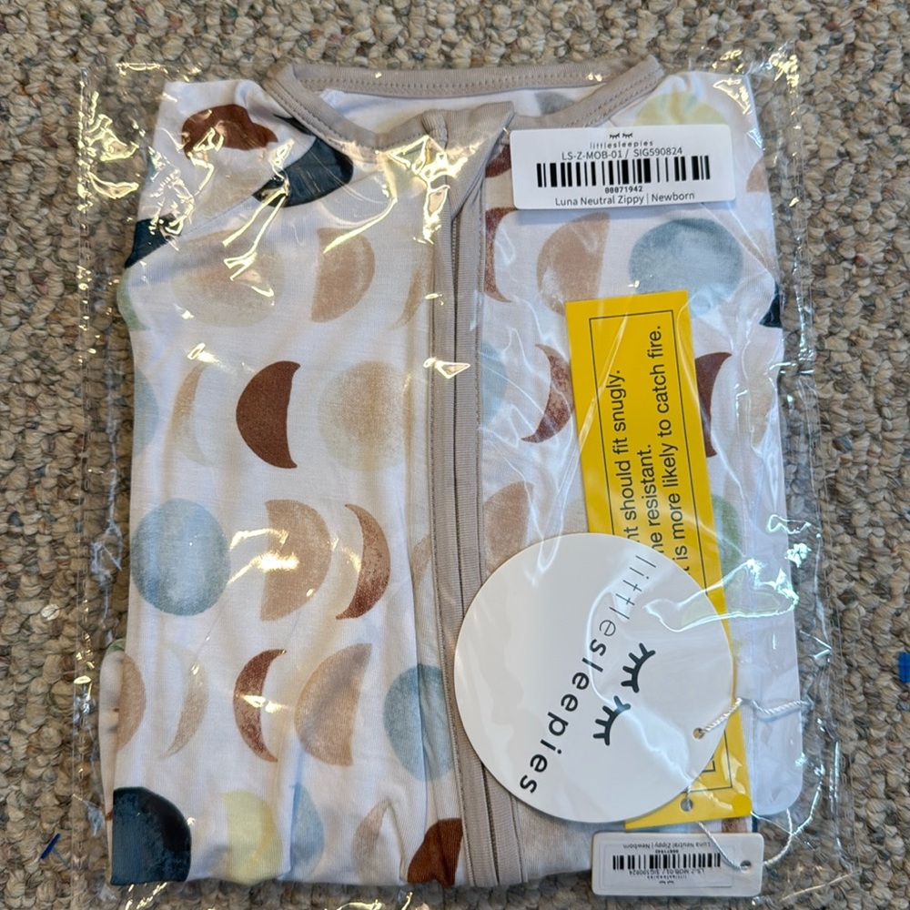 Luna neutral zippy- newborn